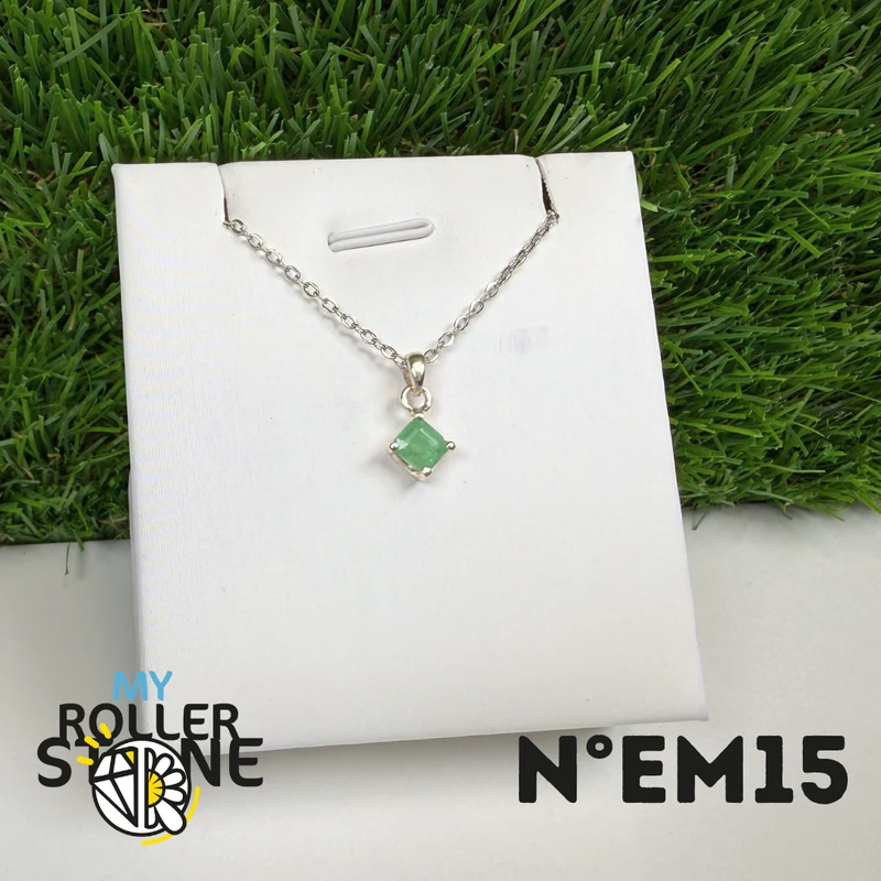 Colgante de esmeralda brasileña en plata de ley 925 #EM15