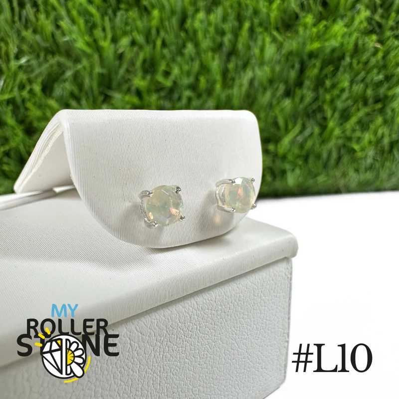 Pendientes redondos de ópalo etíope de 4 x 4 mm en plata de ley 925 #L10
