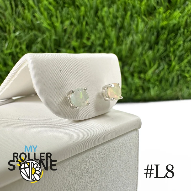 Pendientes redondos de ópalo etíope de 4 x 4 mm en plata de ley 925 #L8