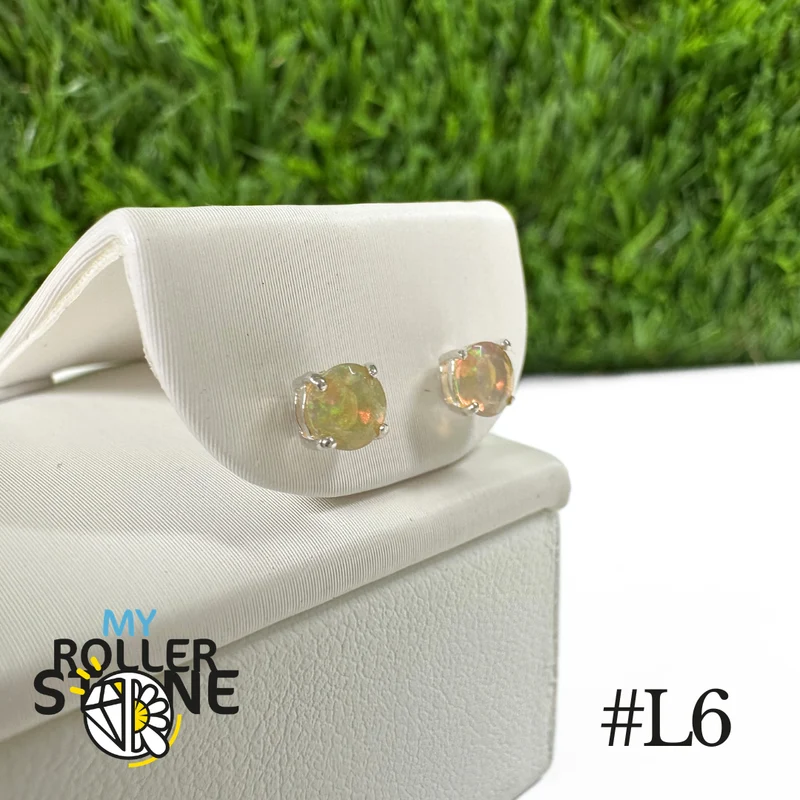 Pendientes redondos de ópalo etíope de 4 x 4 mm en plata de ley 925 #L6