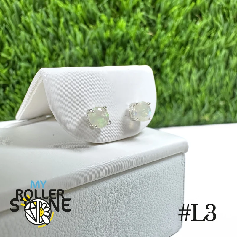 Pendientes redondos de ópalo etíope de 4 x 4 mm en plata de ley 925 #L3