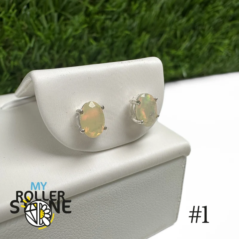 Pendientes de ópalo etíope ovalado de 6 x 4 mm en plata de ley 925 n.º 1