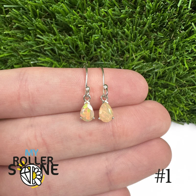 Pendientes de pera de ópalo etíope de 7 x 5 mm en plata de ley 925 n.º 1