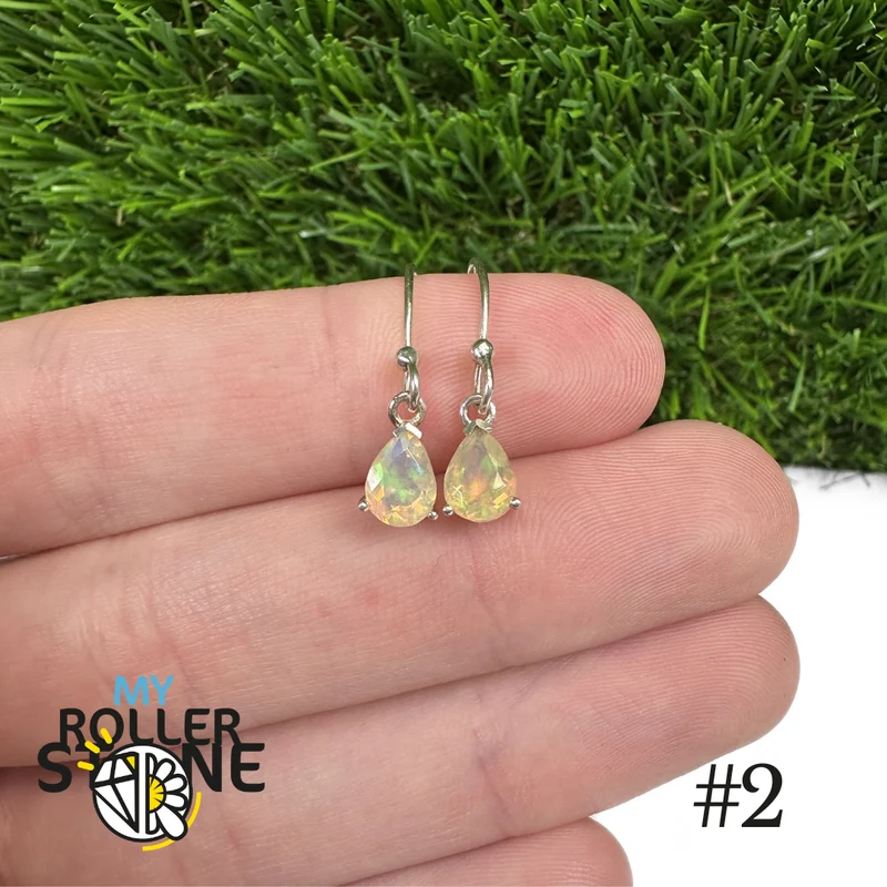Pendientes de pera de ópalo etíope de 7 x 5 mm en plata de ley 925 n.º 2