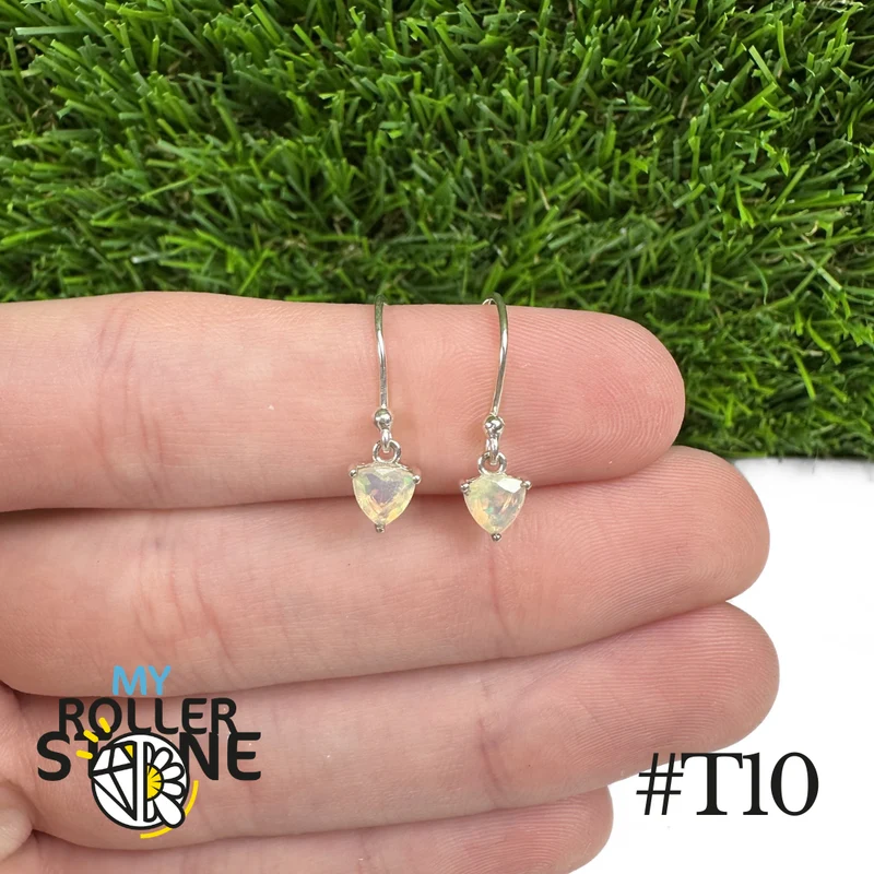Pendientes de ópalo trillón etíope de 5 x 5 mm en plata de ley 925 #T10