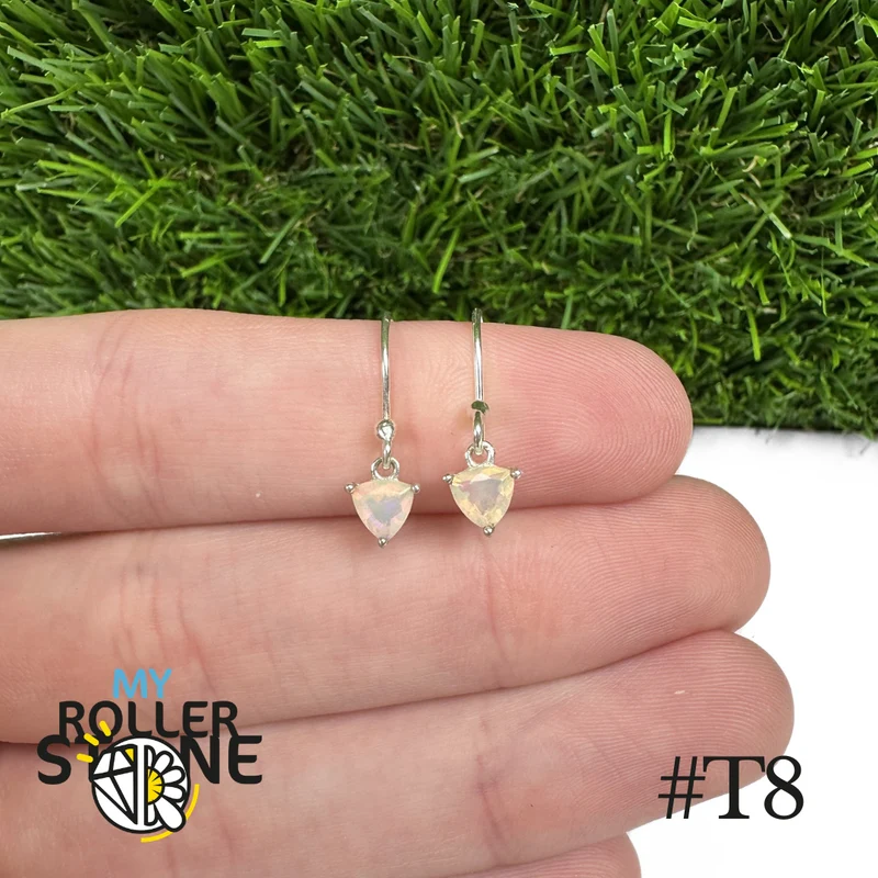 Pendientes de ópalo trillón etíope de 5 x 5 mm en plata de ley 925 #T8