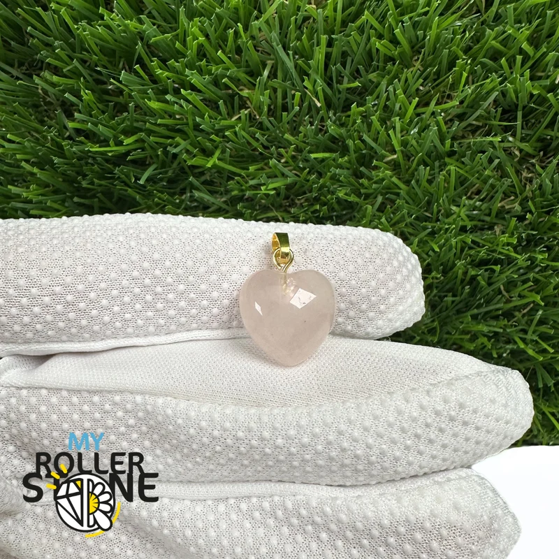 Colgante en forma de corazón con argolla de oro (8 variaciones)