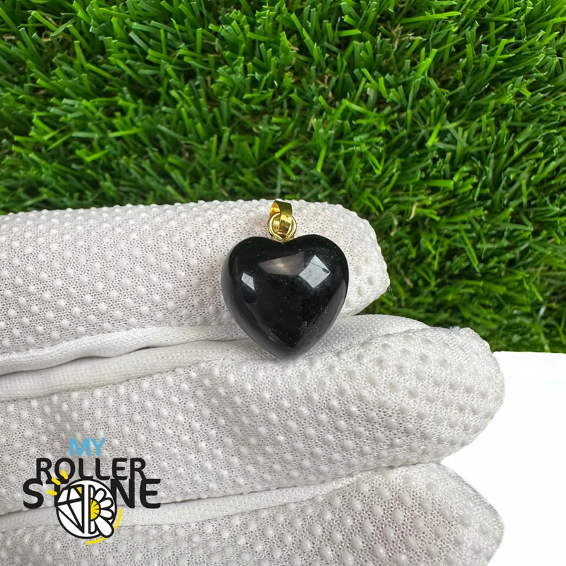 Colgante en forma de corazón con argolla de oro (8 variaciones)