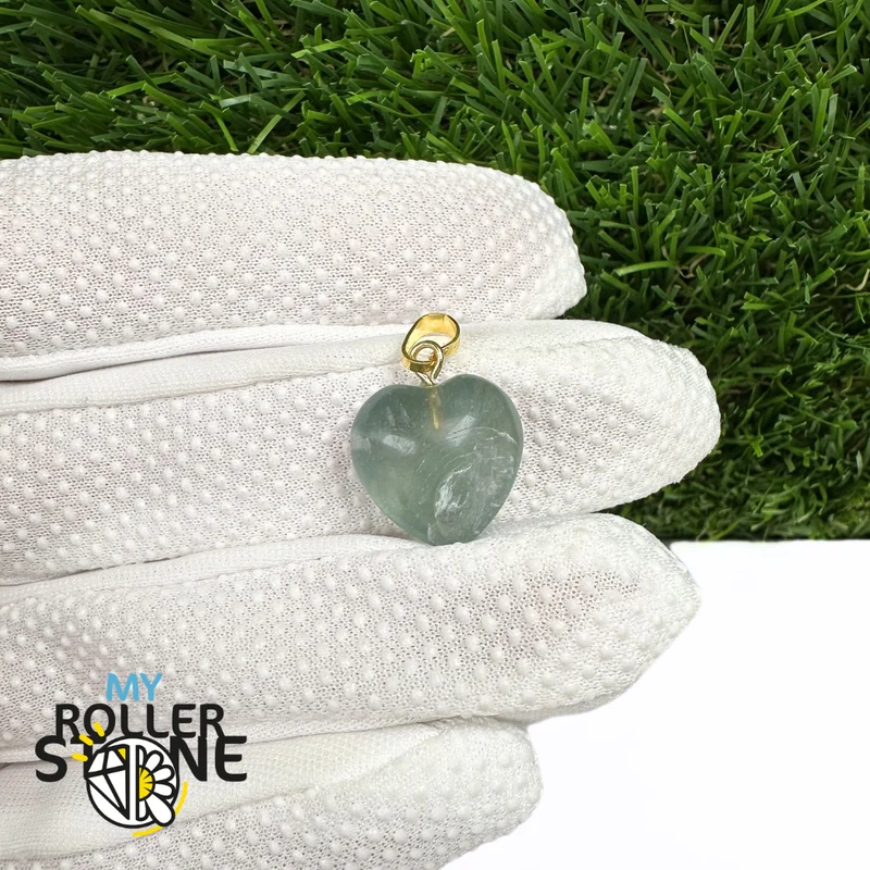 Colgante en forma de corazón con argolla de oro (8 variaciones)