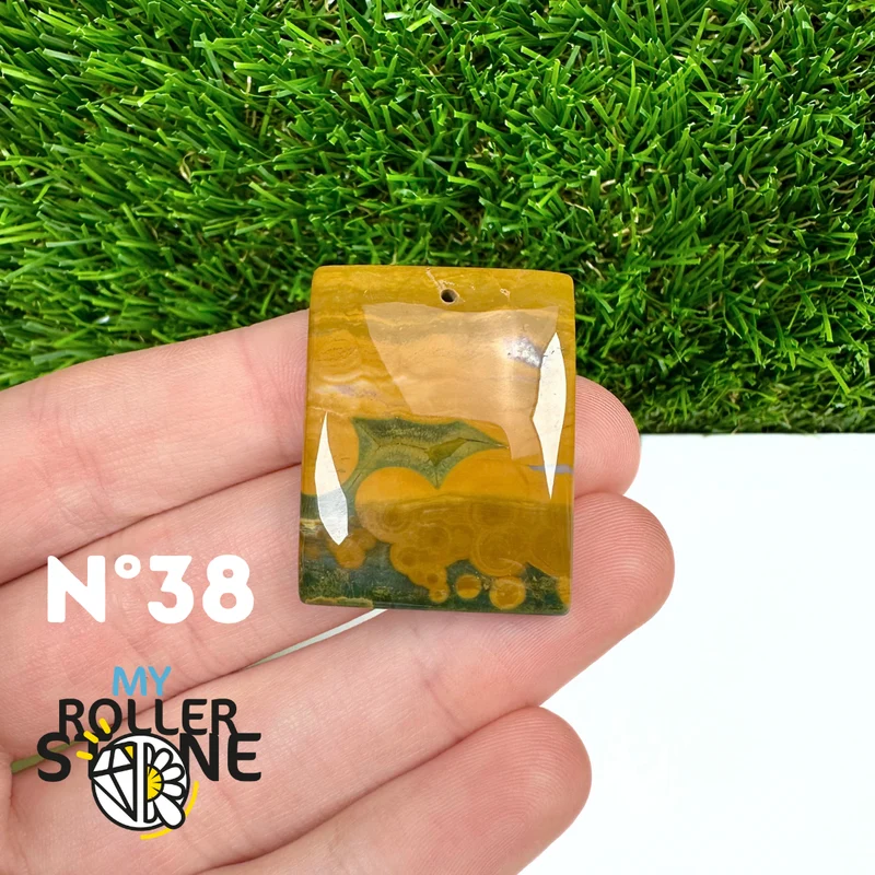 Colgante perforado de jaspe oceánico 5A
