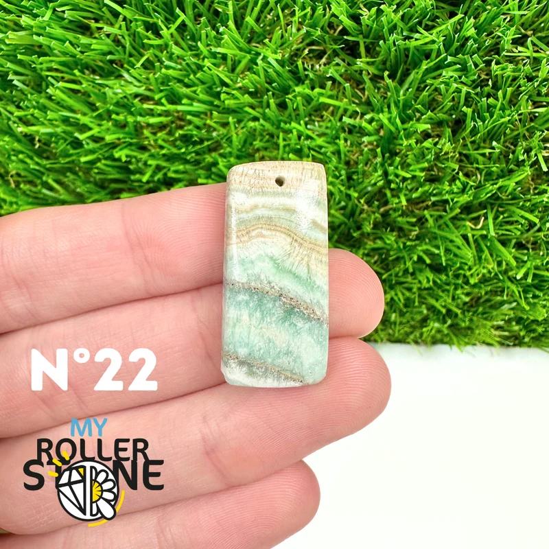 Colgante perforado de calcita cámbrica azul 5A