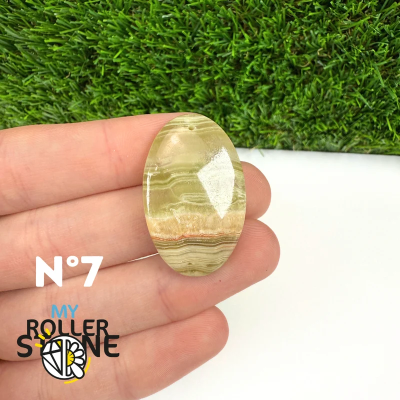 Colgante de calcita verde perforada 5A