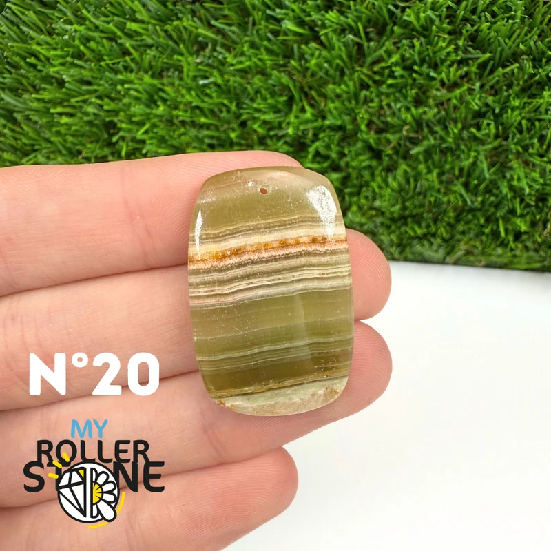 Colgante de calcita verde perforada 5A