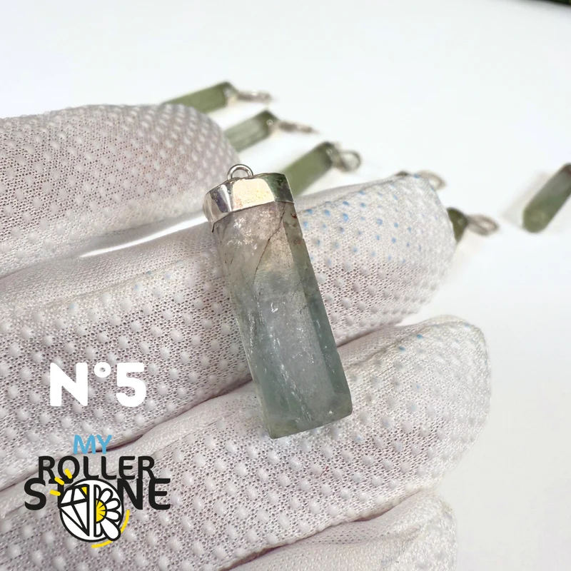 Colgante de aguador y plata
