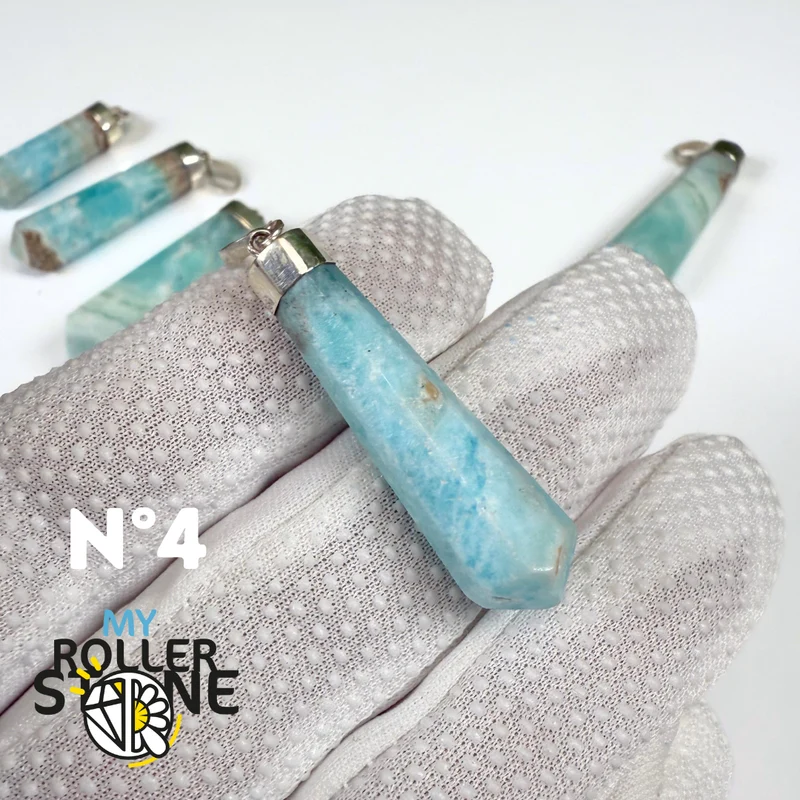 Colgante de aragonita azul y plata