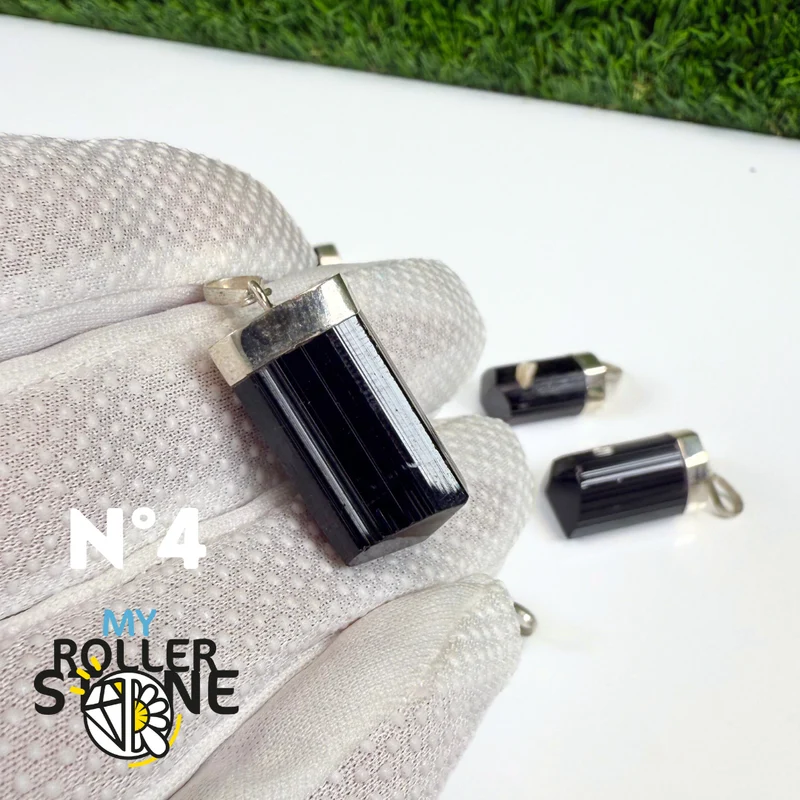 Colgante de turmalina negra y plata