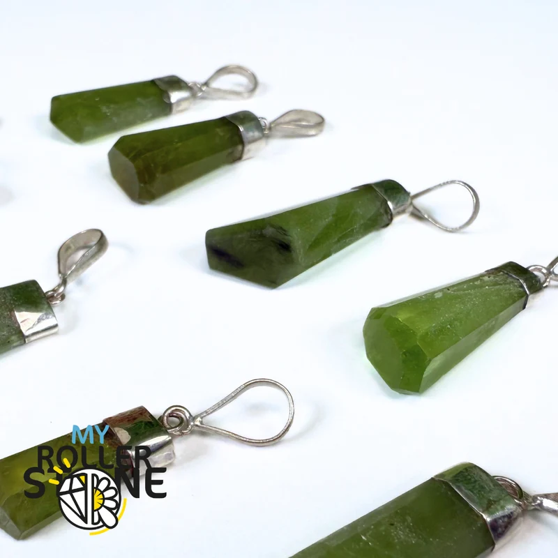 Colgante de peridoto y plata