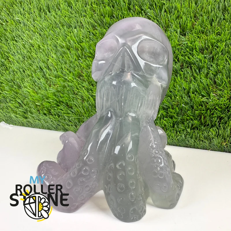 Escultura de cráneo de pulpo de fluorita