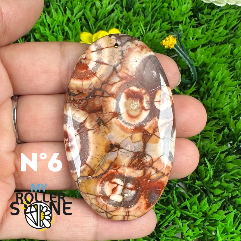 Colgante perforado de jaspe ojo de pájaro 5A