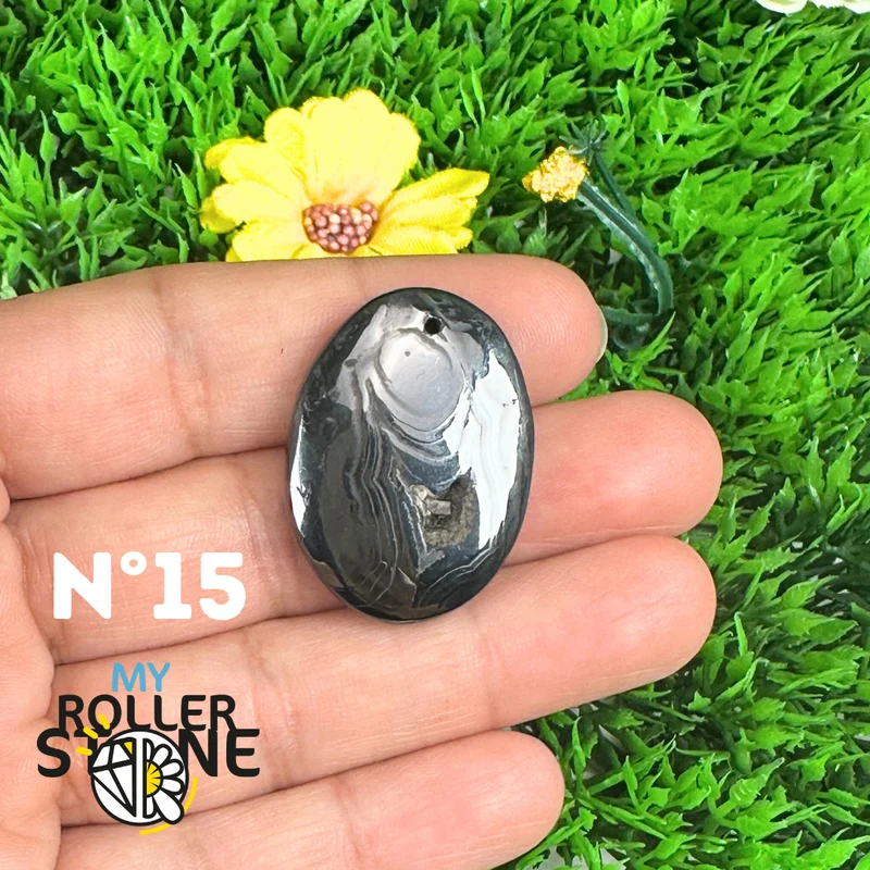 Colgante de plata con psilomelano perforado