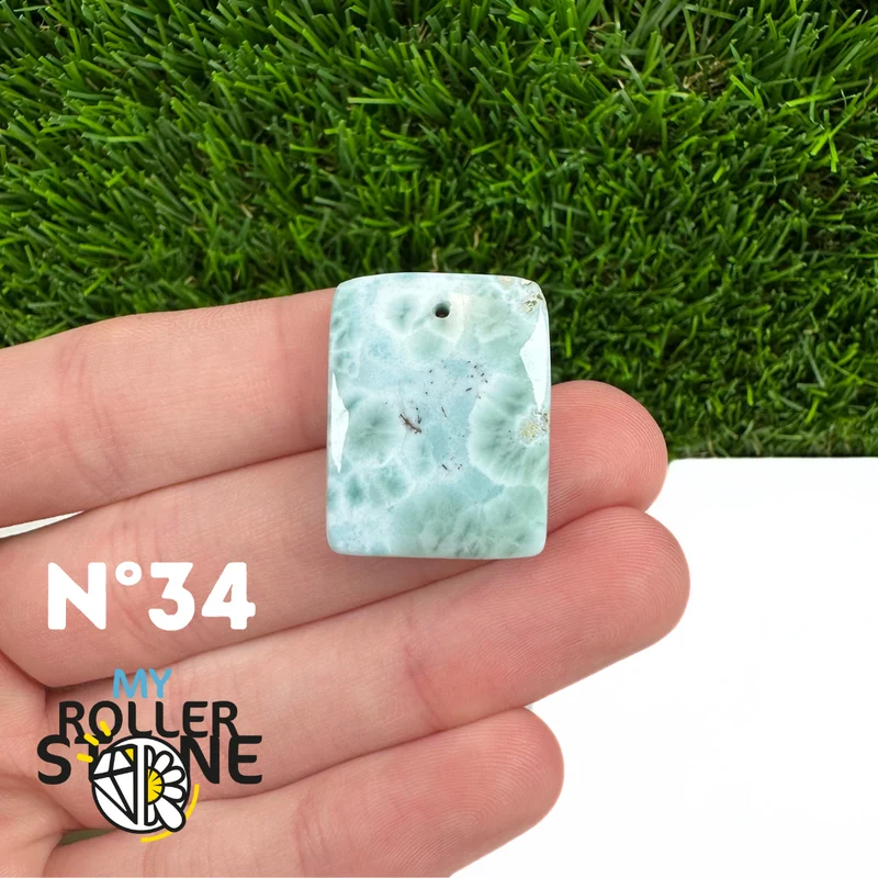 Colgante perforado de larimar 5A