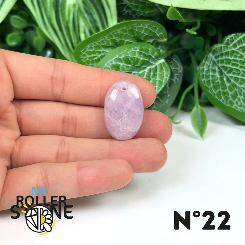 Colgante perforado de kunzita 5A