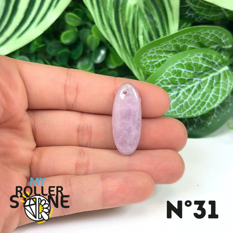 Colgante perforado de kunzita 5A