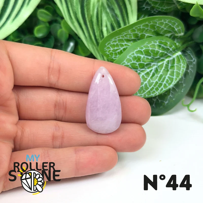 Colgante perforado de kunzita 5A