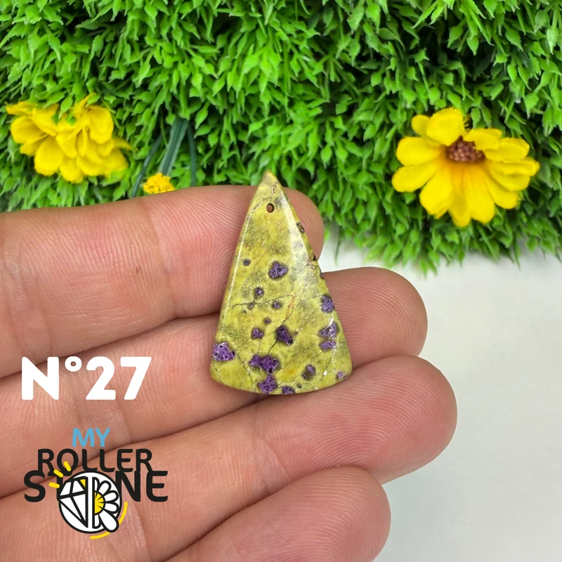 Colgante perforado de atlantisita 5A