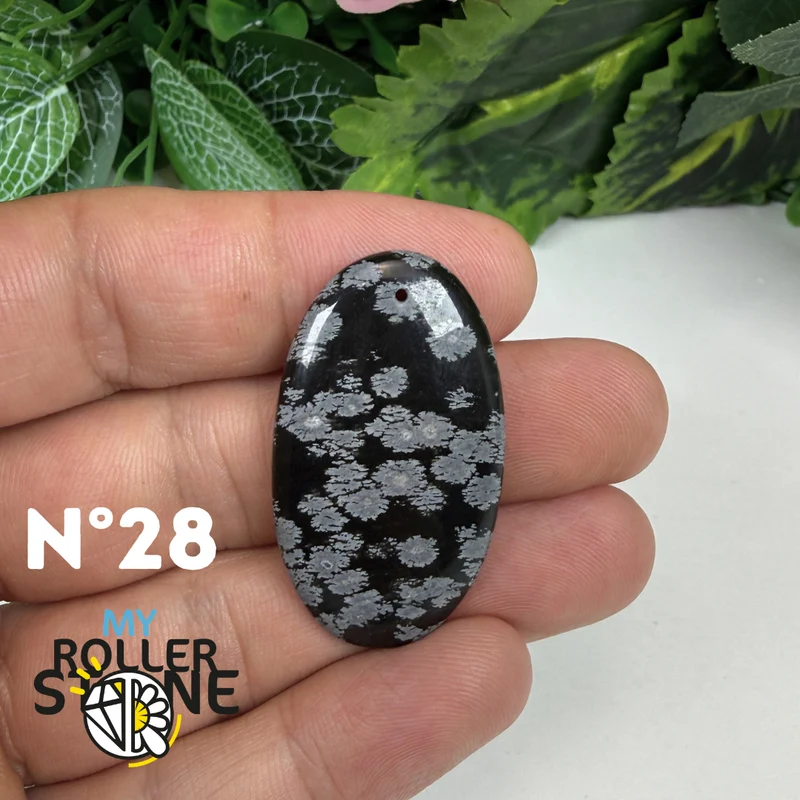 Colgante de obsidiana de copo de nieve perforado 5A