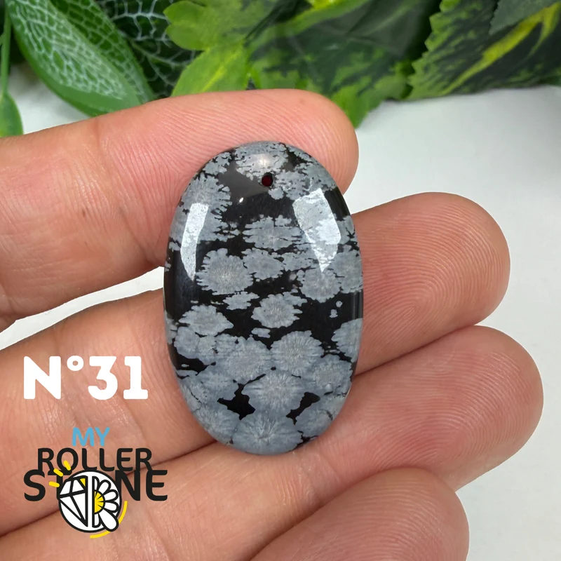 Colgante de obsidiana de copo de nieve perforado 5A
