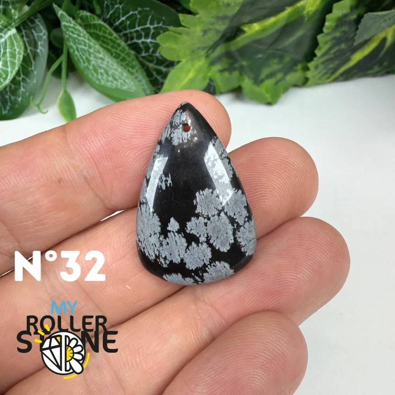 Colgante de obsidiana de copo de nieve perforado 5A
