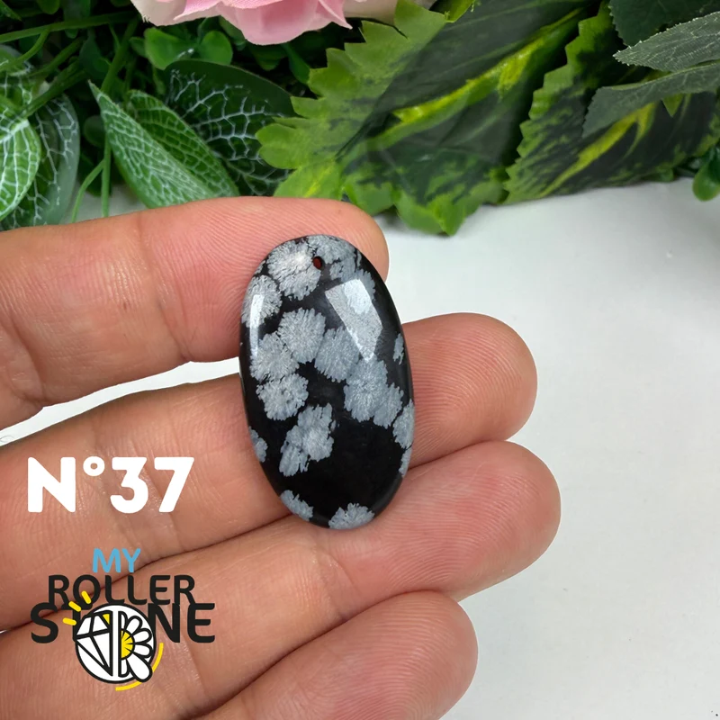 Colgante de obsidiana de copo de nieve perforado 5A