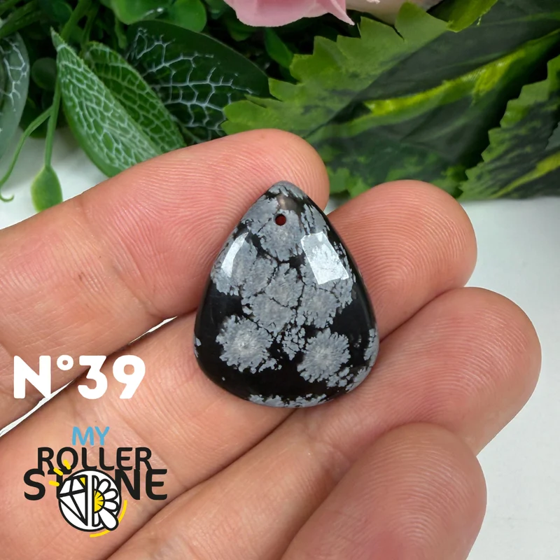 Colgante de obsidiana de copo de nieve perforado 5A