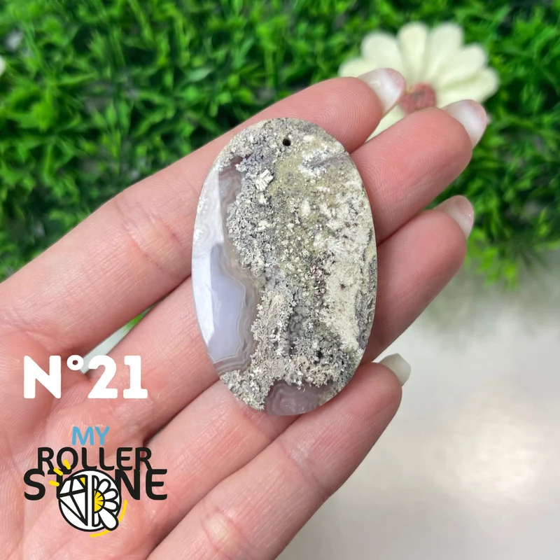 Colgante perforado de ágata musgosa de Indonesia 5A
