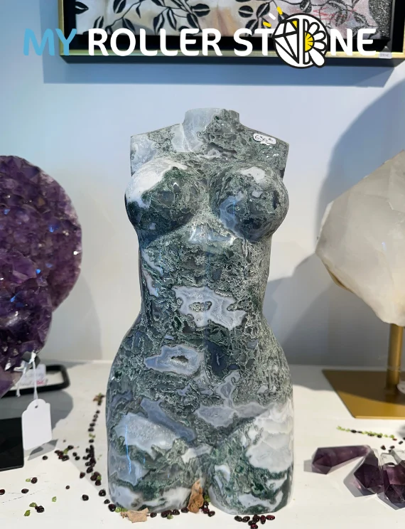 Gran escultura de busto femenino de piedra