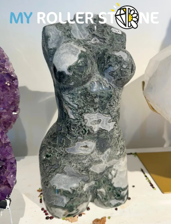 Gran escultura de busto femenino de piedra