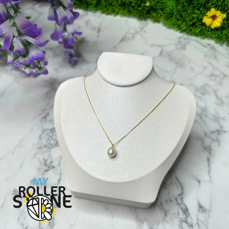 Collar con Perla Cultivada Ovalada en Plata 925