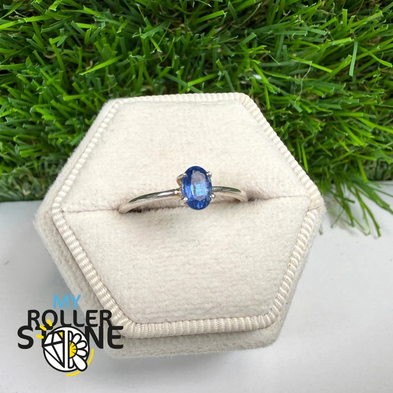 Anillo Solitario Ovalado Cianita (4 tamaños)