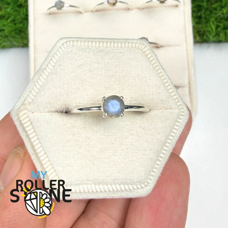 Anillo Solitario Labradorita Facetada Redonda (4 tallas)