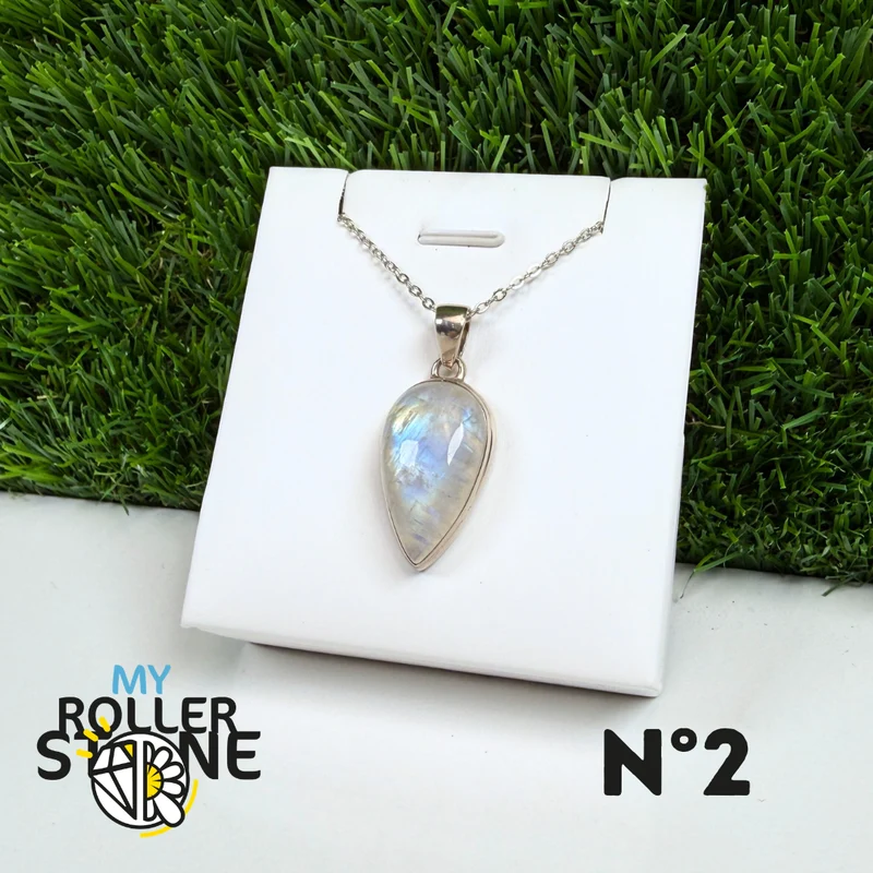 Colgante de piedra lunar de plata #2