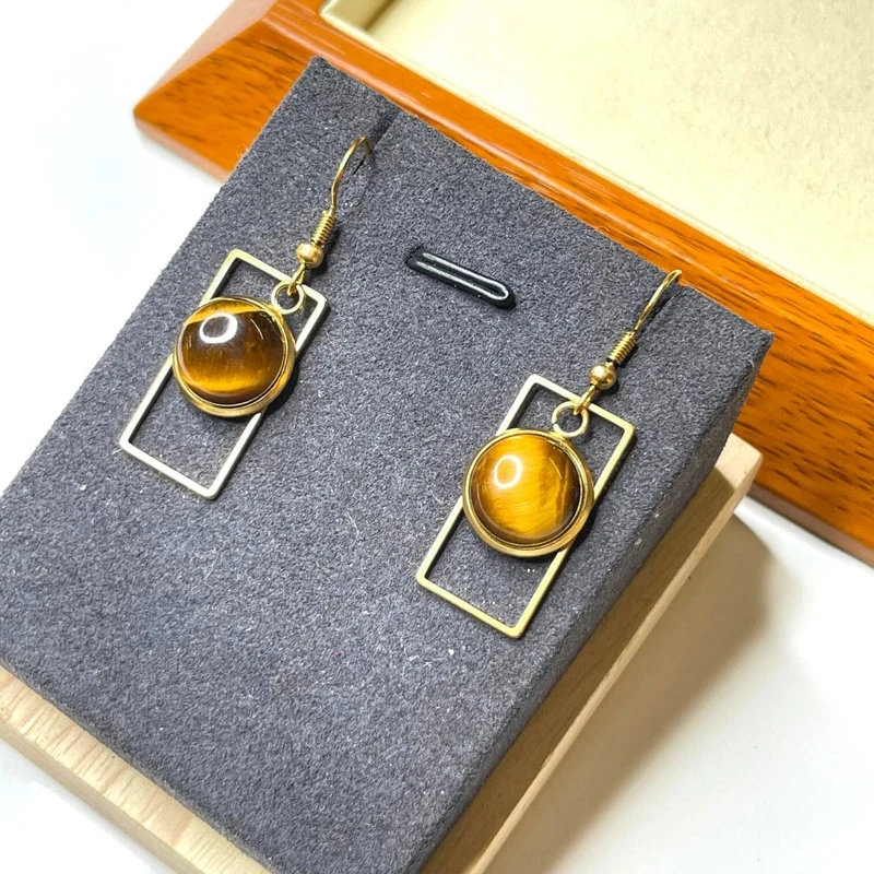 Soporte para aretes con gancho rectangular