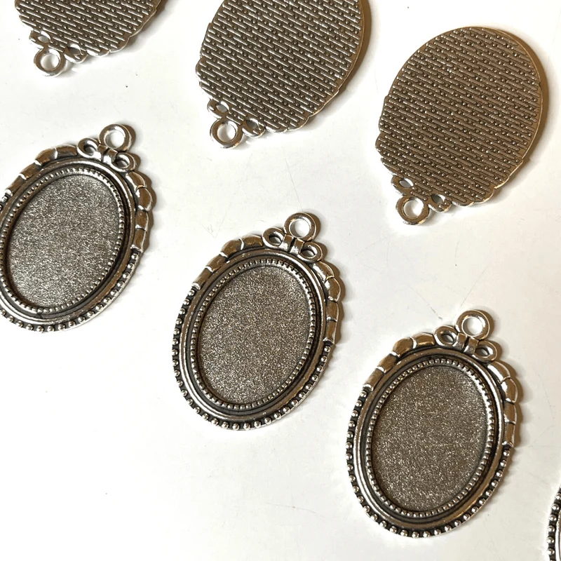 Soporte para colgante de cabujón estilo tibetano de plata antigua
