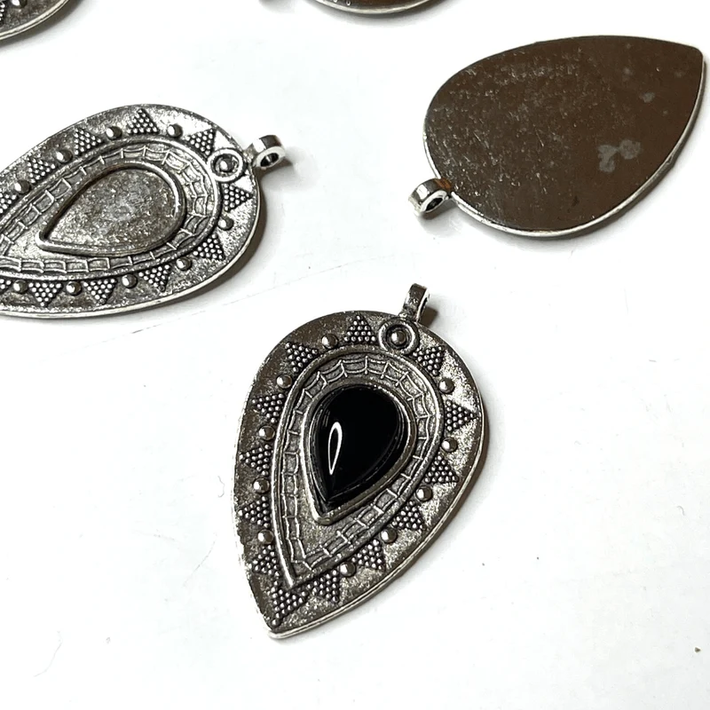 Soporte para colgante de cabujón en forma de gota de plata antigua