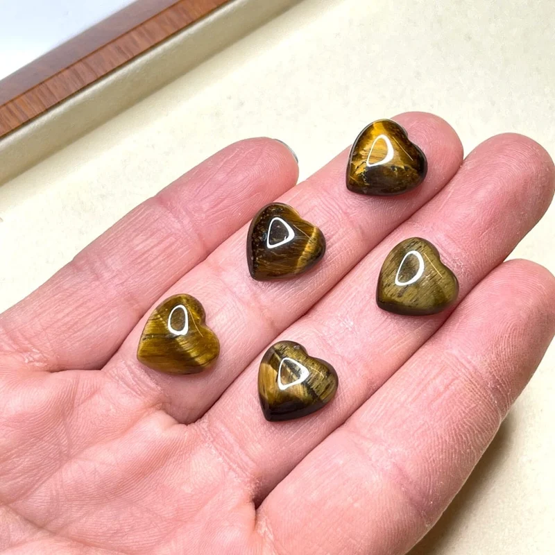 Cabujón Corazón Ojo de Tigre