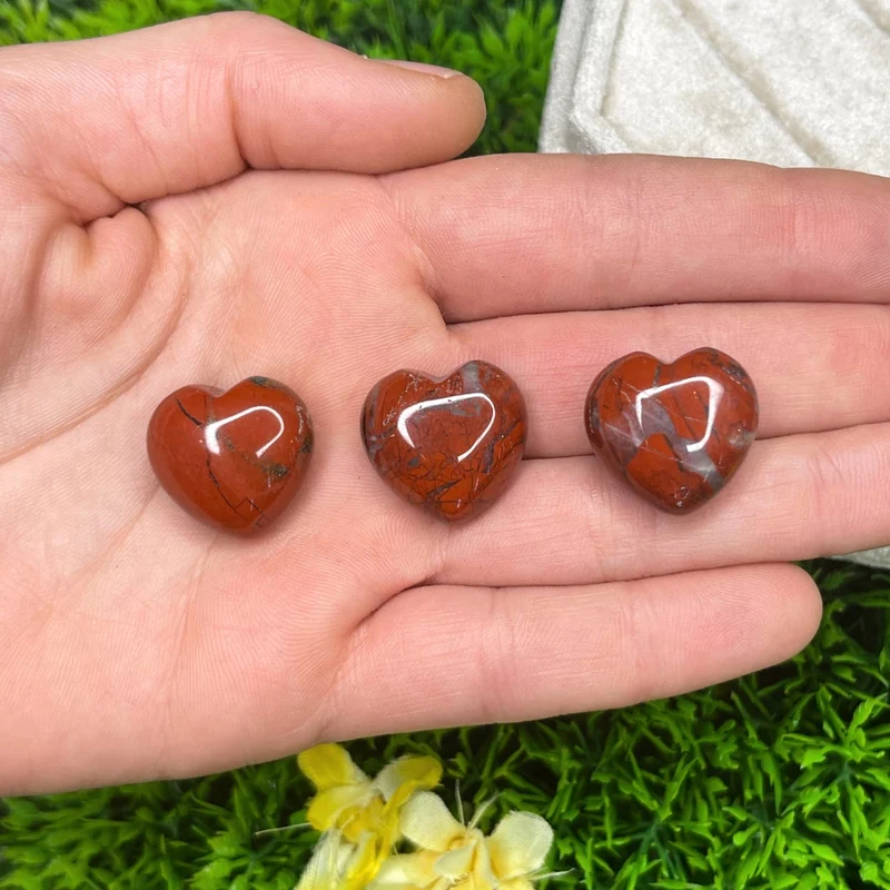 Corazón de jaspe rojo