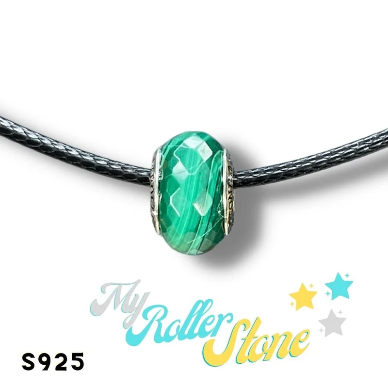 Charm característico de malaquita