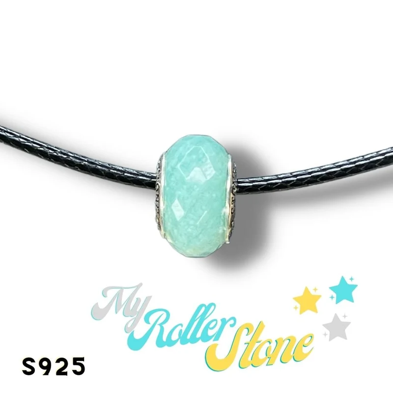 Charm característico de amazonita africana