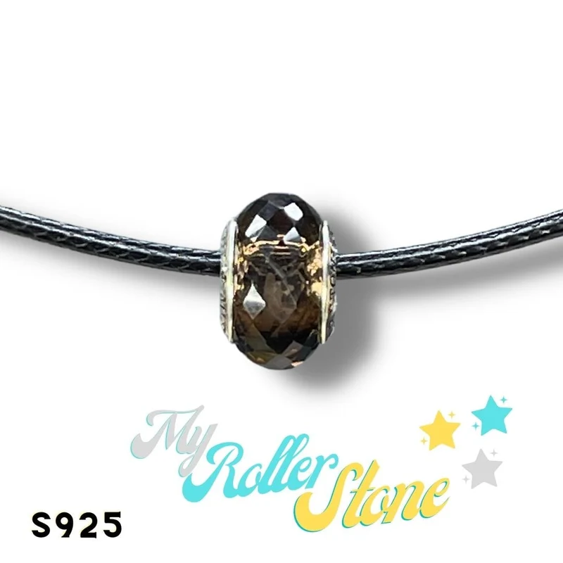 Charm característico de cuarzo ahumado